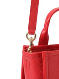 کیف دستی زنانه Marc Jacobs – مدل The Family، چرمی کوچک، قرمز