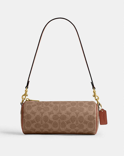 کیف دوشی Barrel کوچ از Signature Canvas