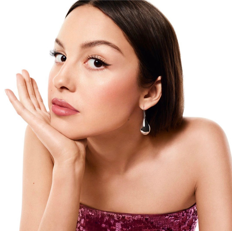 فاندیشن سرمی فوقسبک کاور سبک تا متوسط فینیش طبیعی و Glow لانکوم